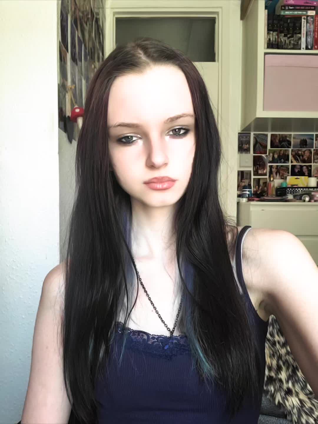 @✩