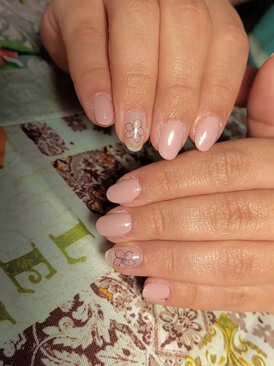 @Debora🎀✨️
