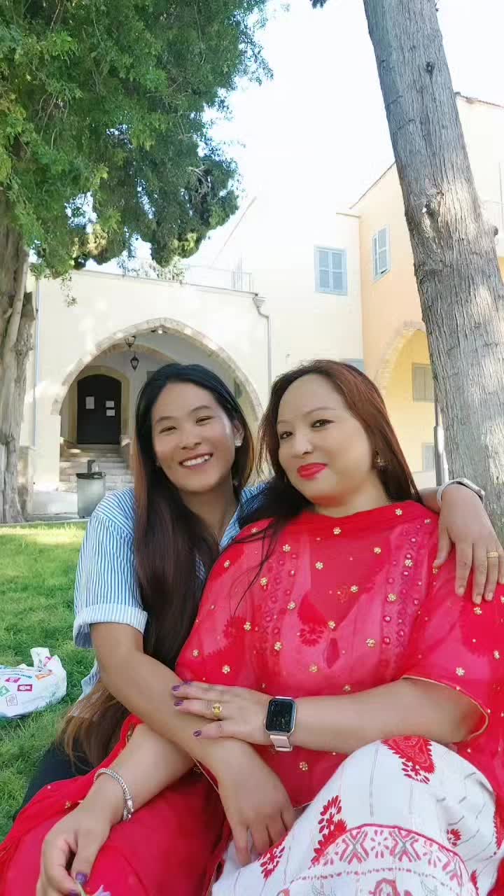 @Maya Tamang
