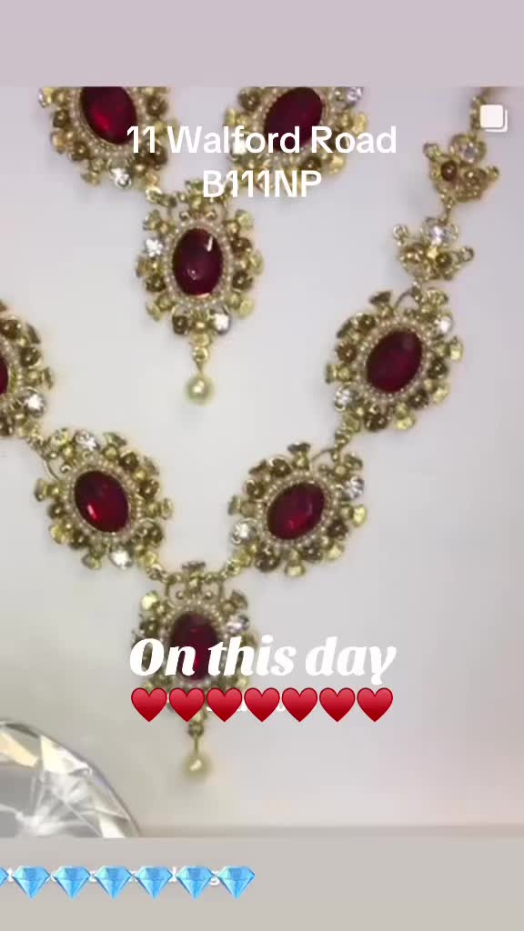 @Robina Akhtar_official 🇬🇧
