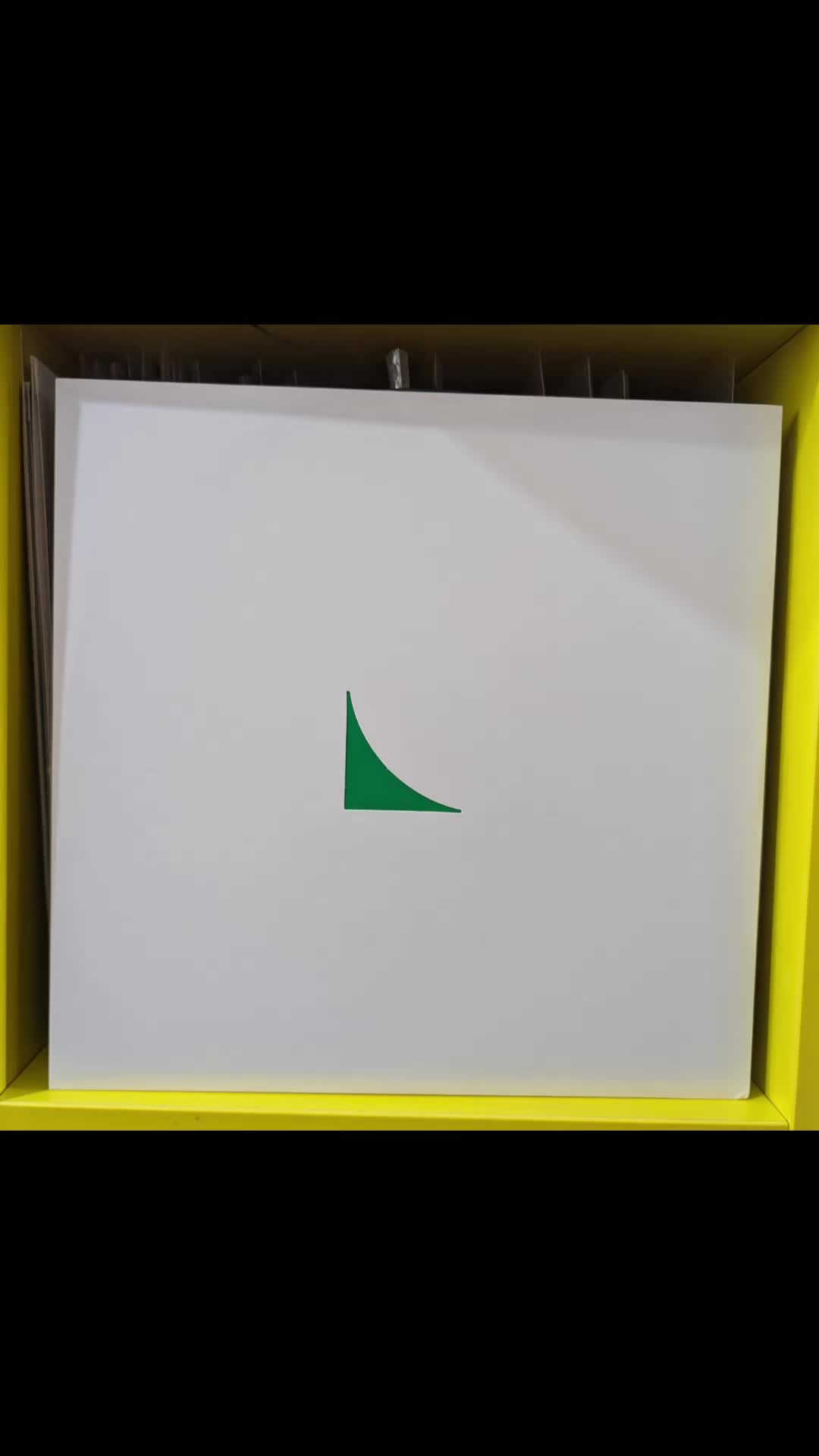 @(Lisa)The Virtual Vinyl Store