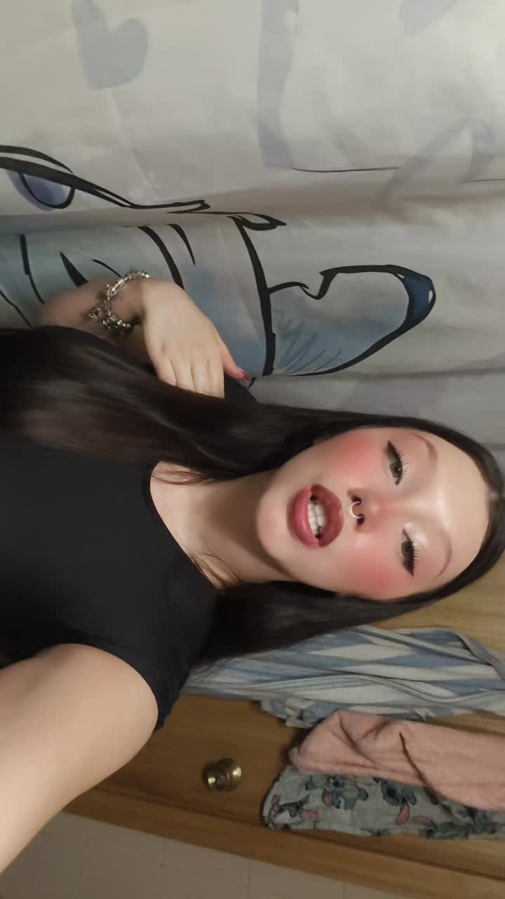 @Laariiiitaaa