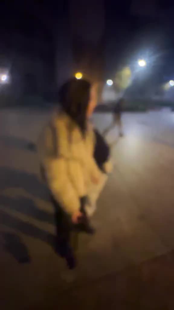 @Carlota