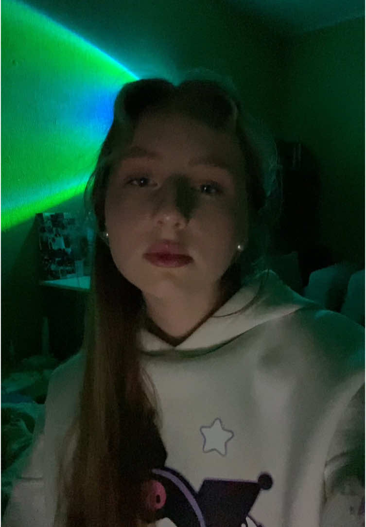 @викуля пиника