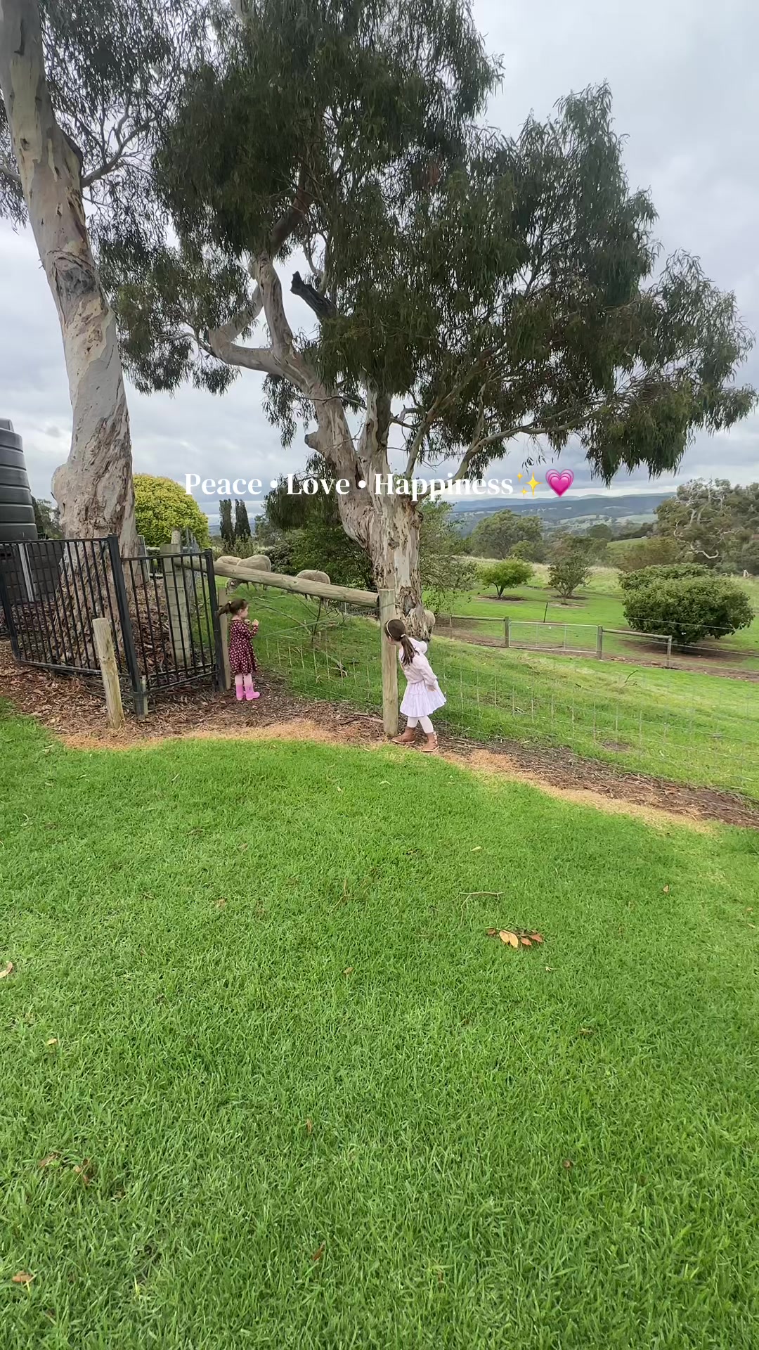 @MICHAELA 🤍🇦🇺