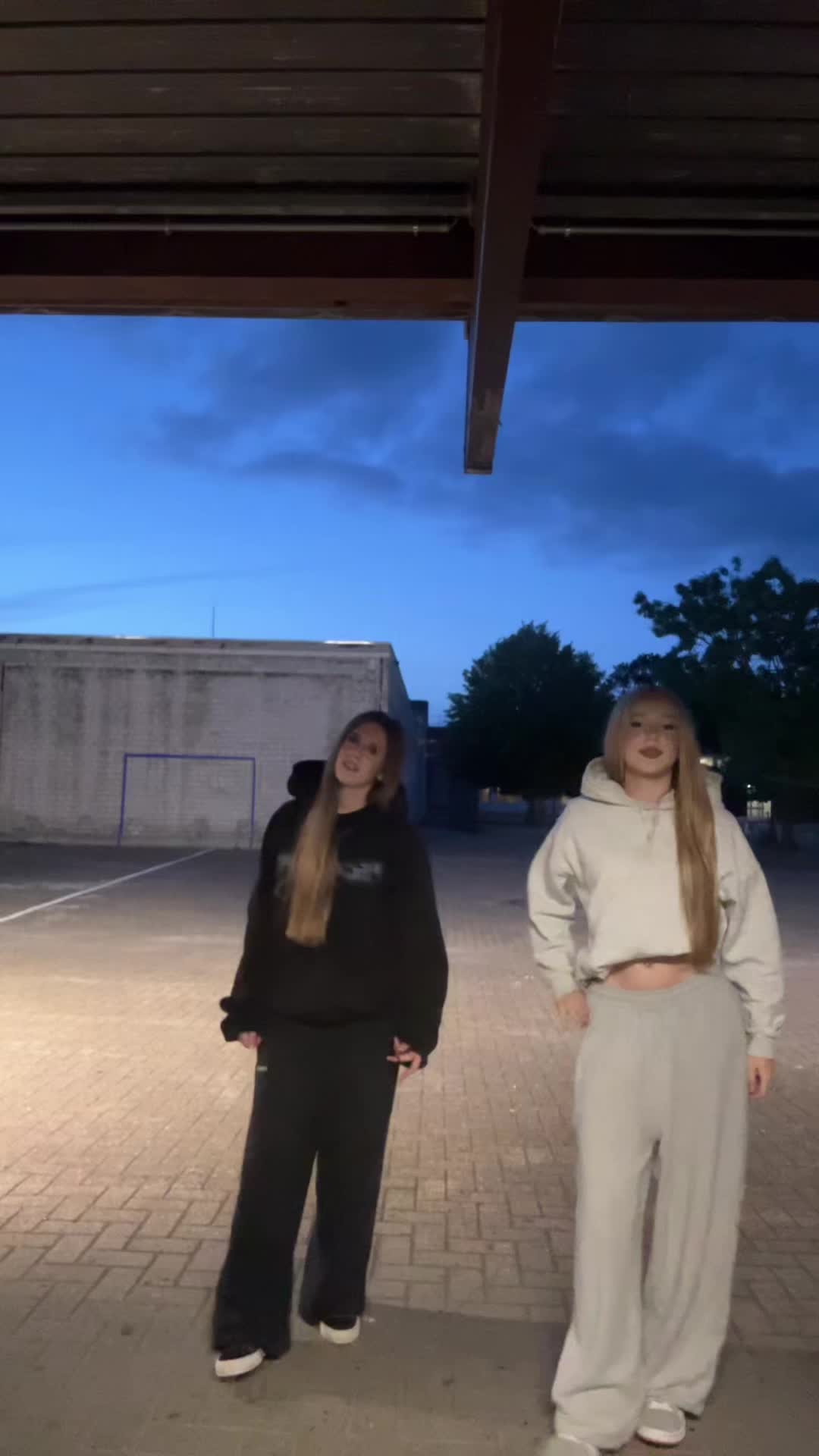@Luci&milena