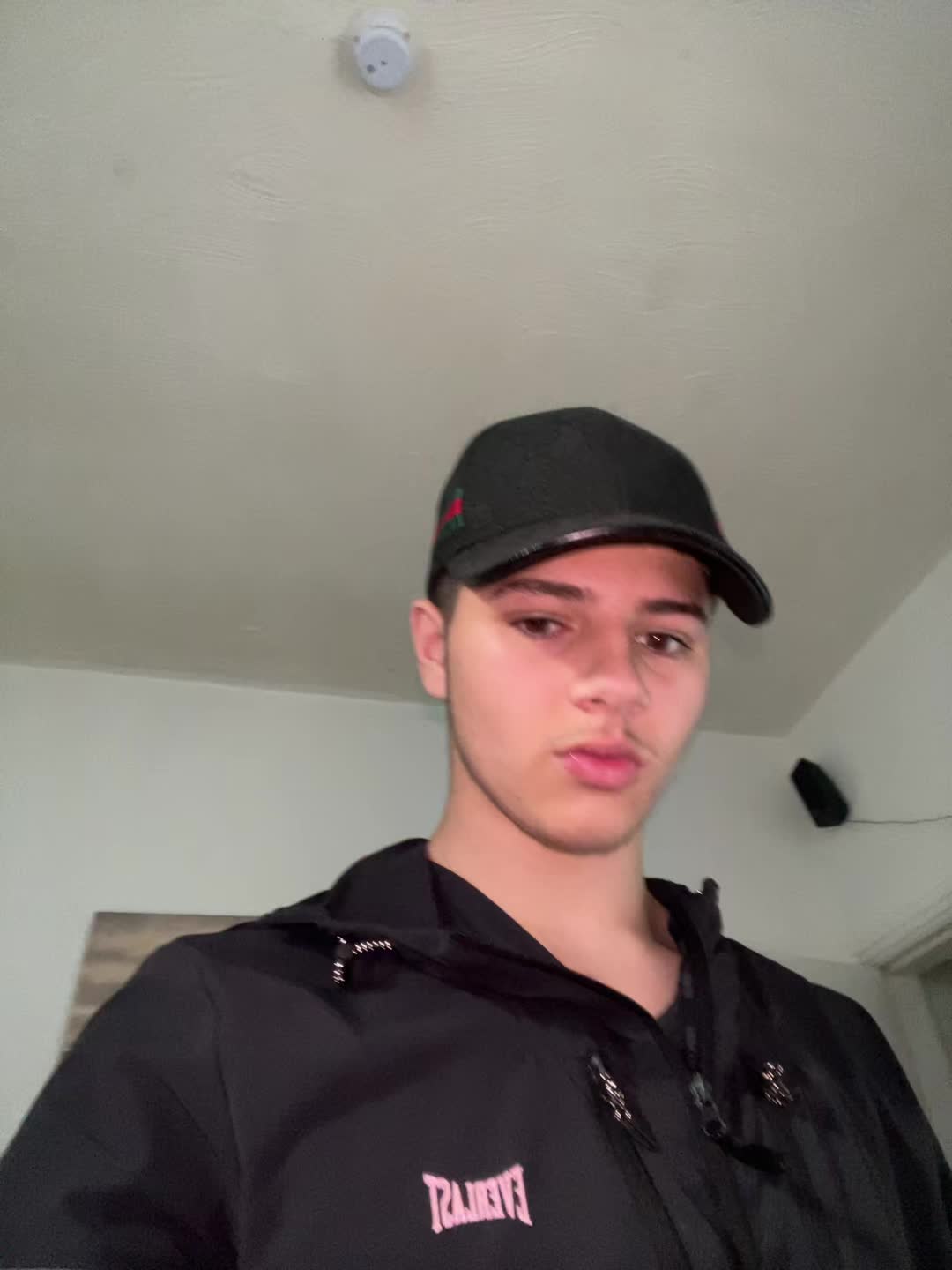 @szantiago🔥🤟🫦