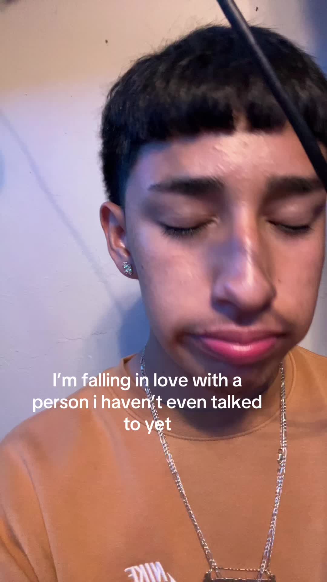 @￼