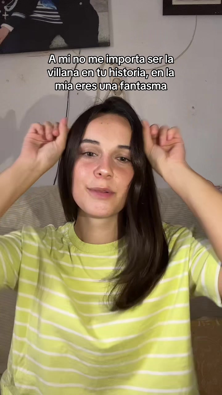 @Eleniitaaa