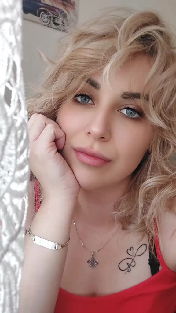 @Samra ⚜️💞