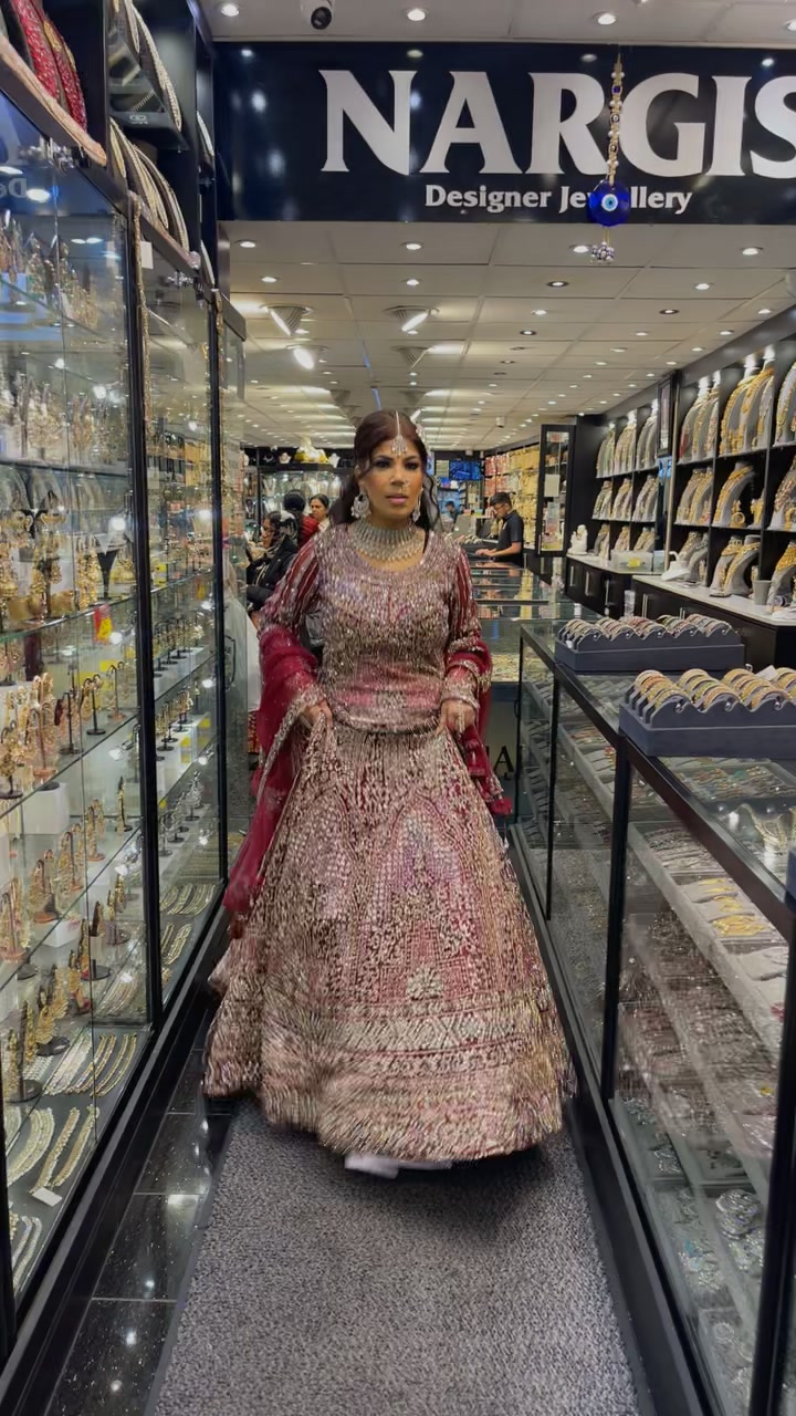 @Sonam🇬🇧Rajput