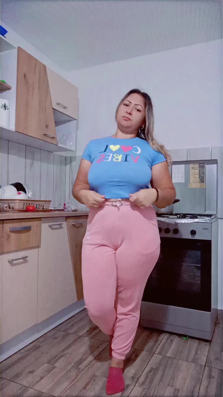 @Claudya Szilagyi