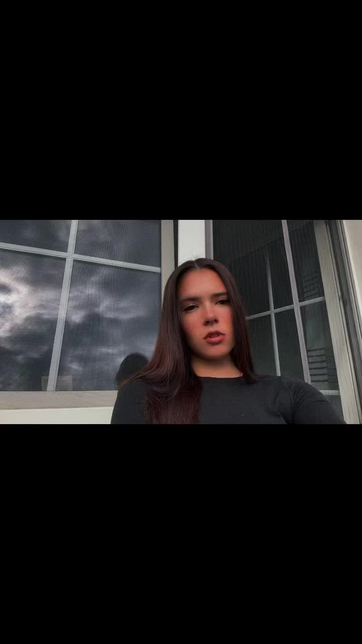 @Angelique 🦋
