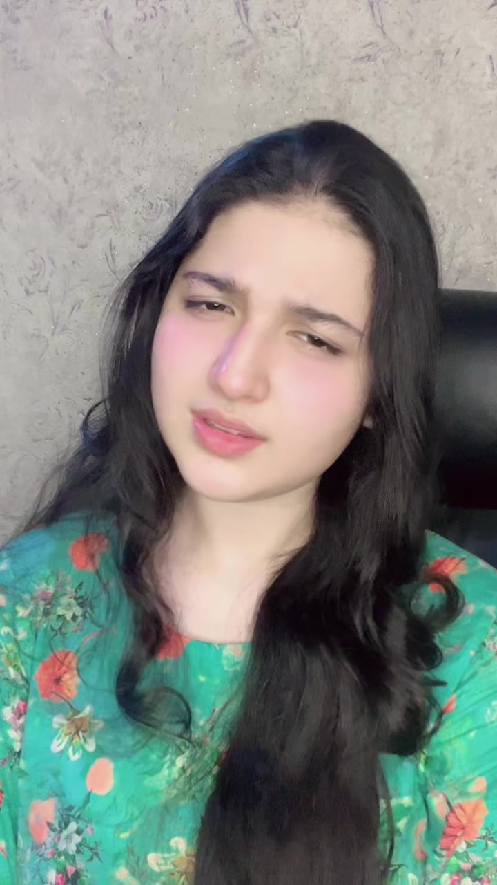 @PRETTY GIRL🥰