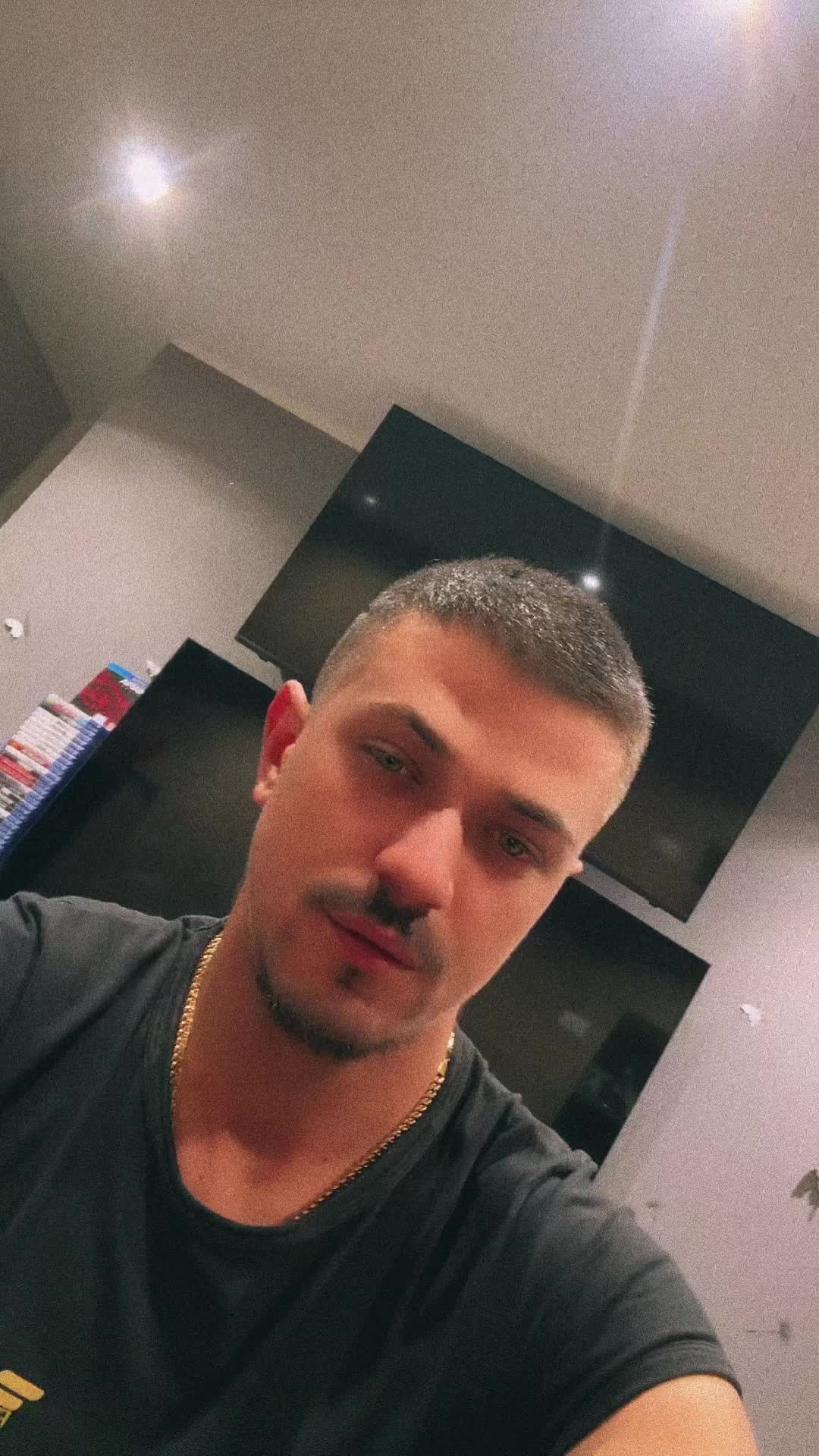 @Alexandru_ionuț_iulian