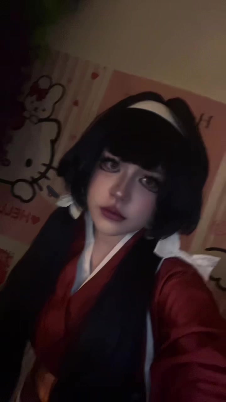 @𝘝𝘢𝘯𝘪𝘴𝘸𝘳𝘭