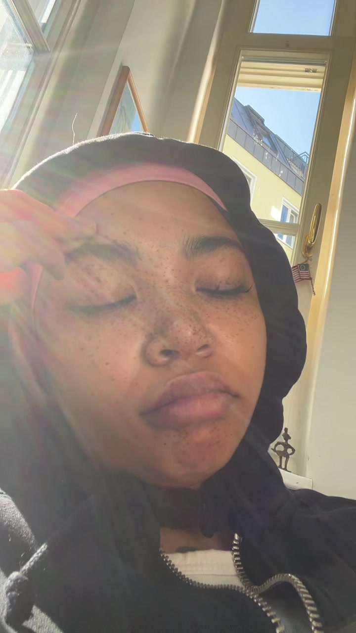 @Sunny