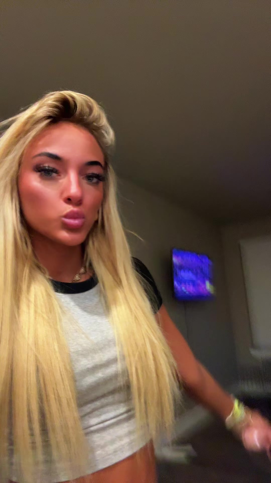@hannahglittersparkle