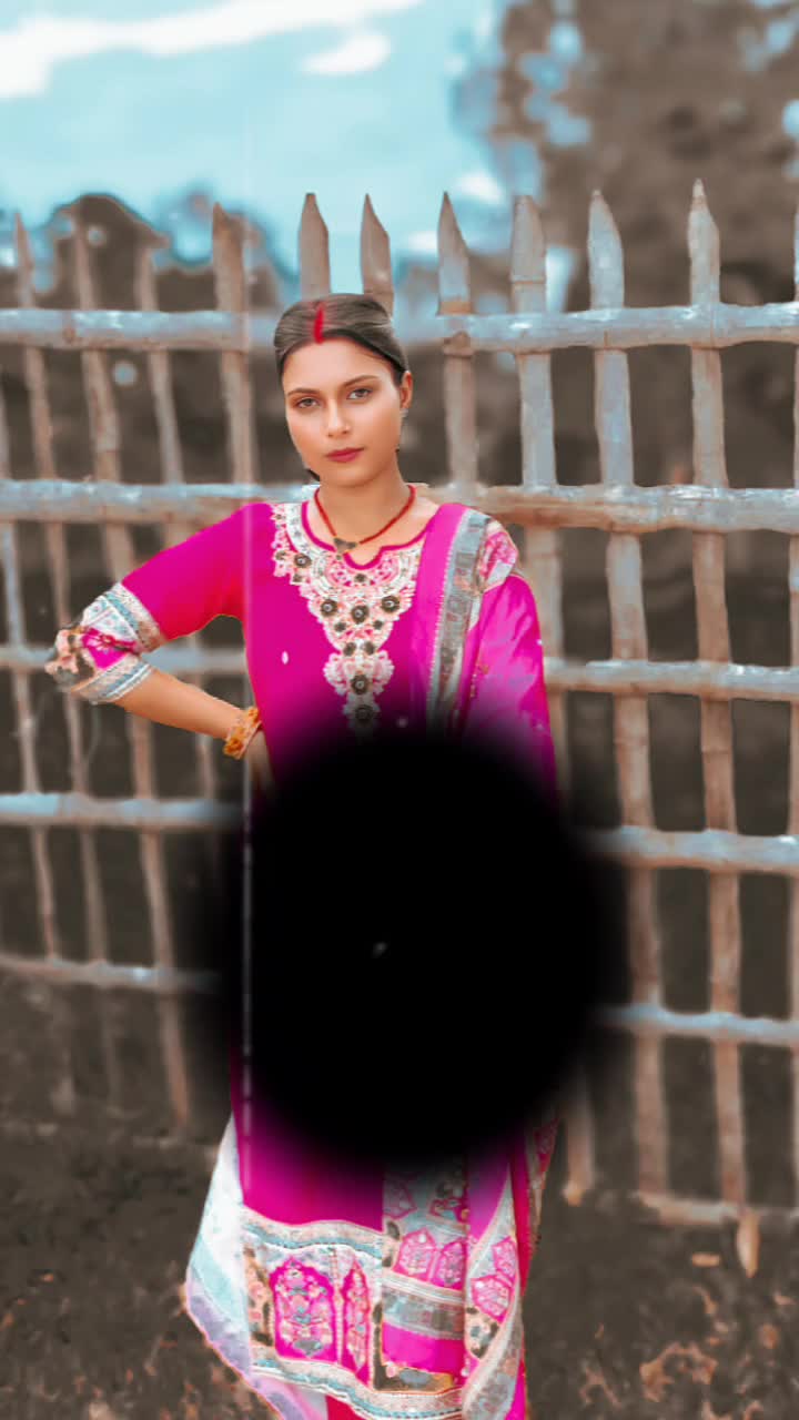 @🦋🌍*Unique_Queen_👑🎀