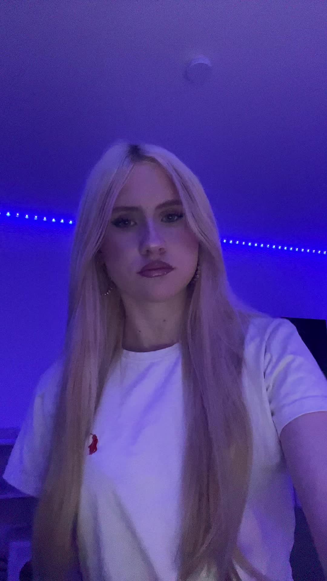 @❄️