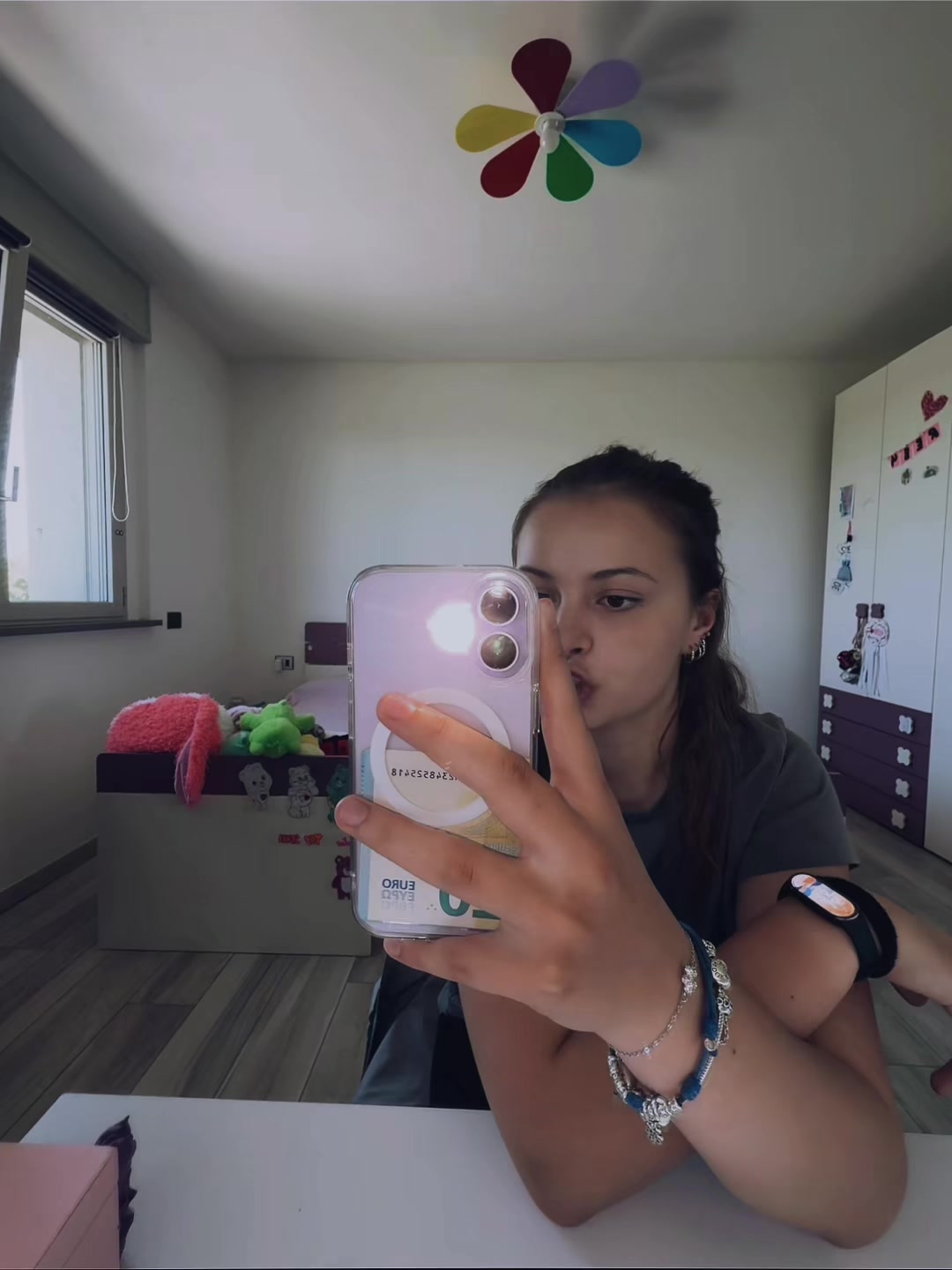 @rebymussii