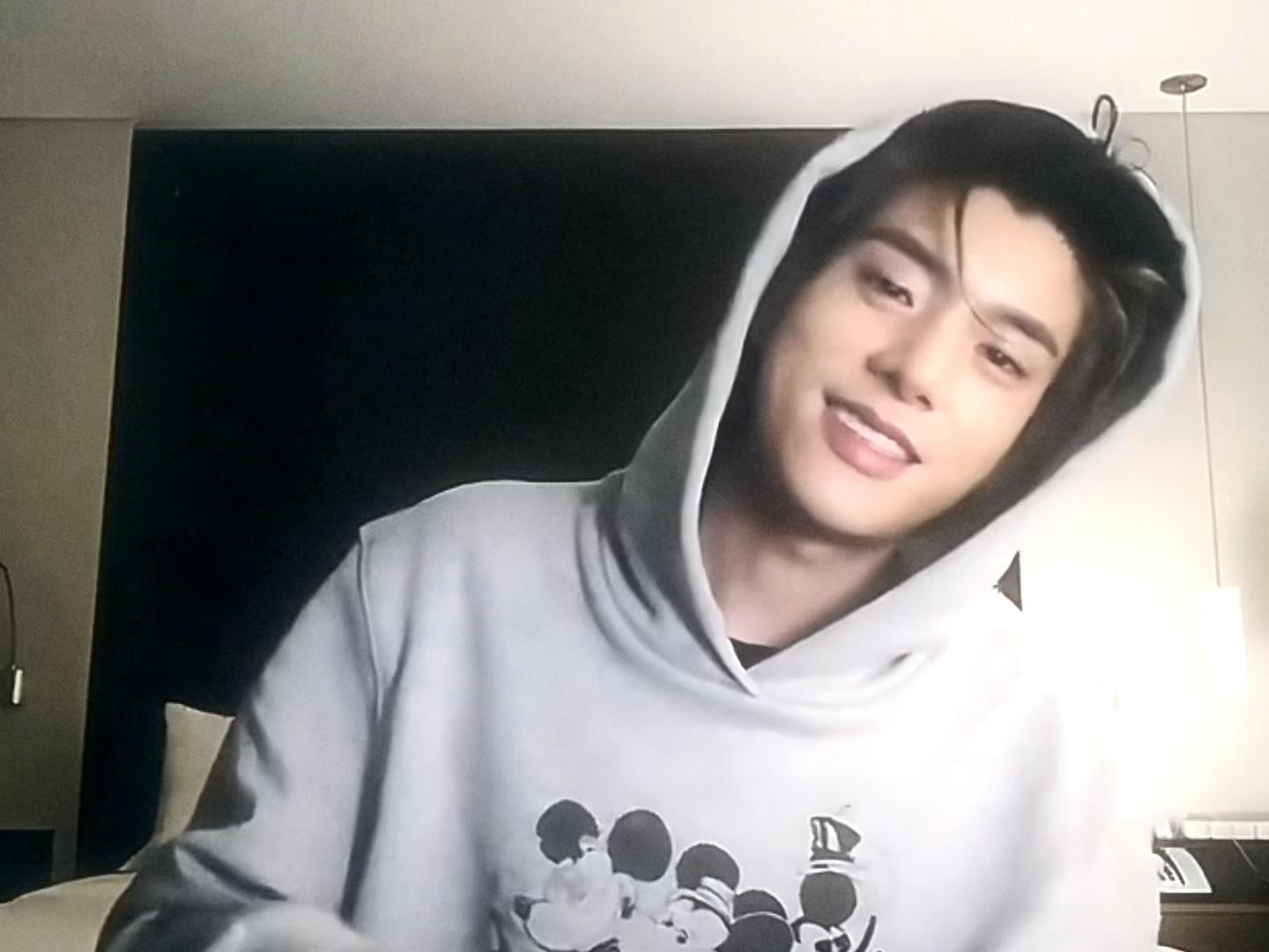 @nini