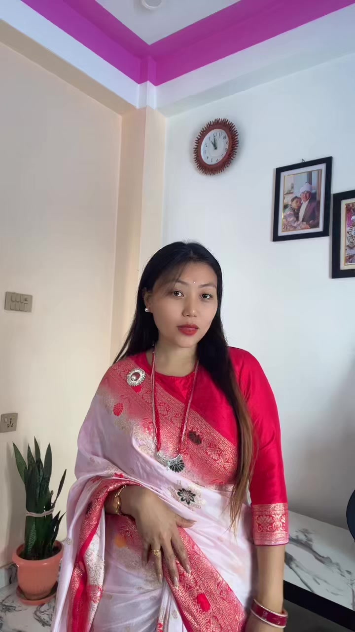 @Sumitra Rae💫