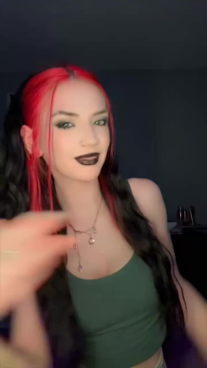 @❦