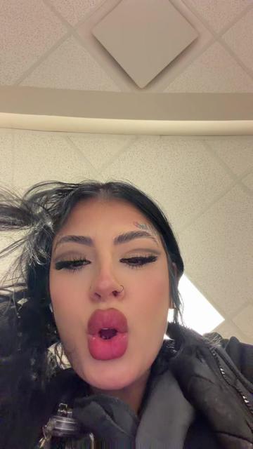 @Lenaa💋