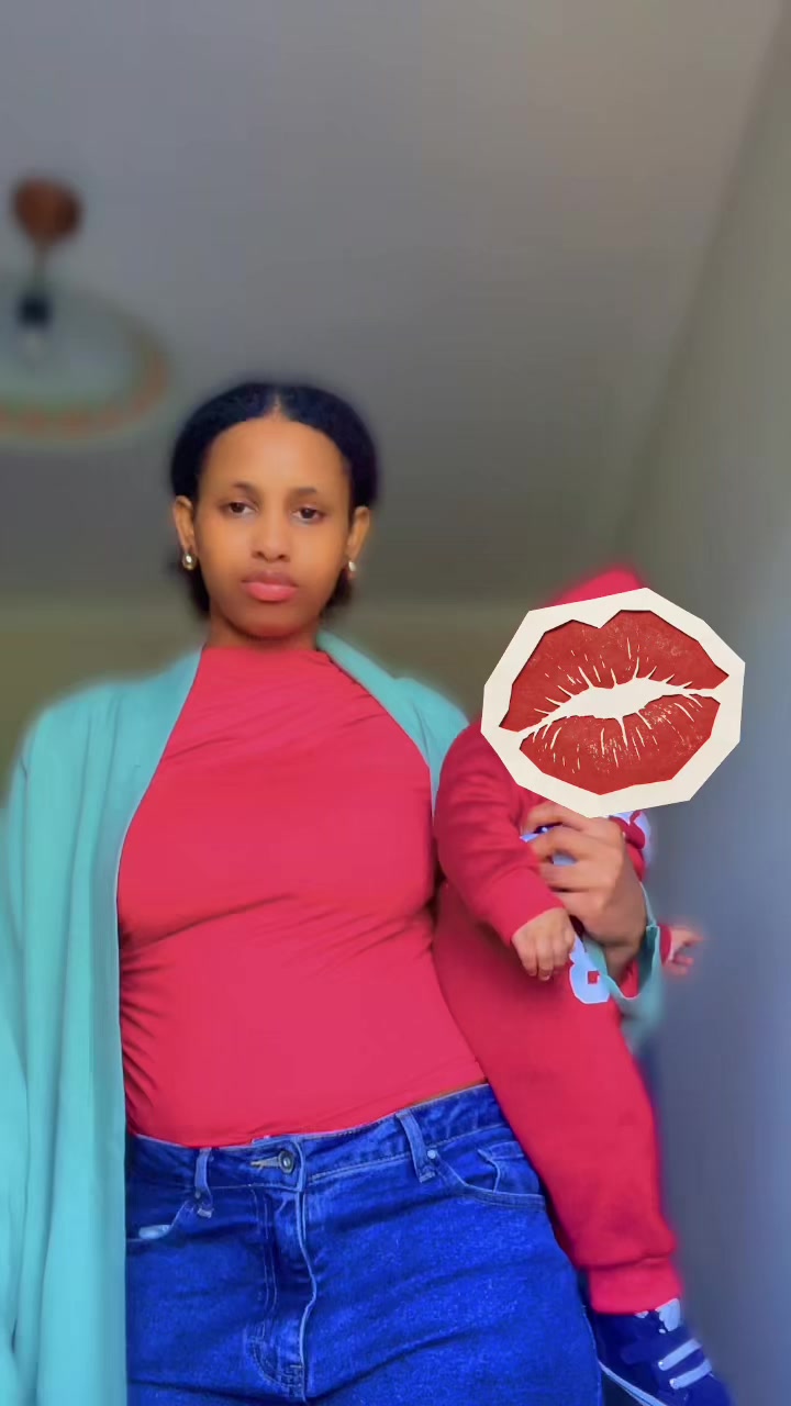 @Meriem🇬🇳🇪🇸✨💫