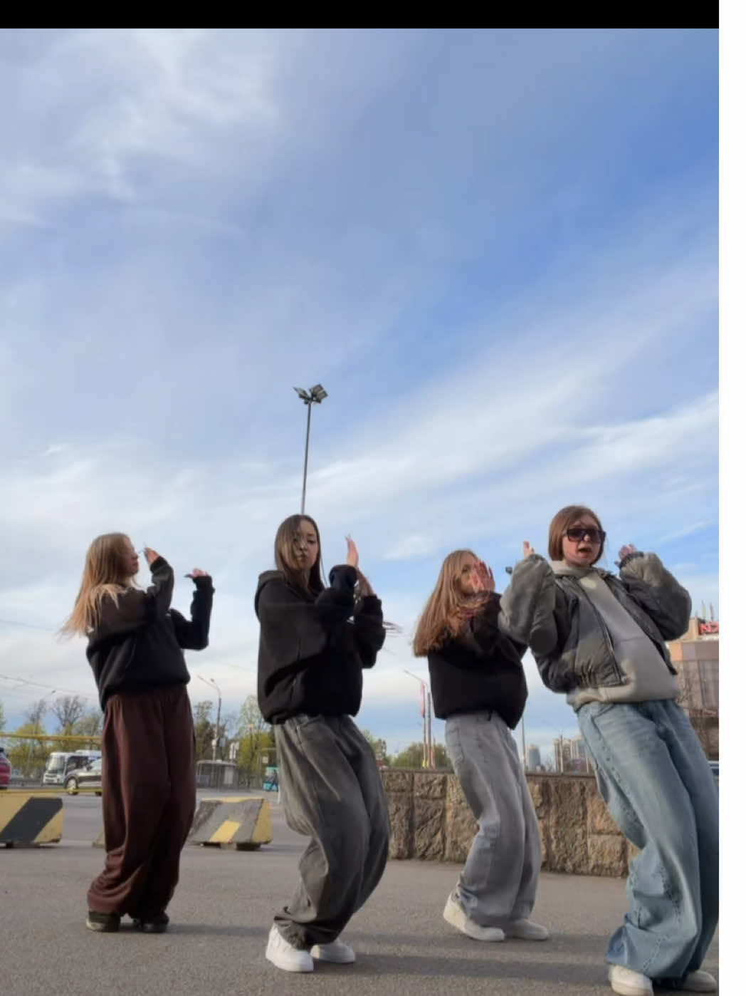 @4MOTION_TEAM