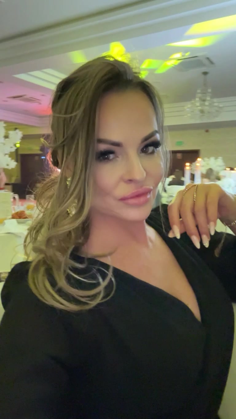 @Virtualna Diva