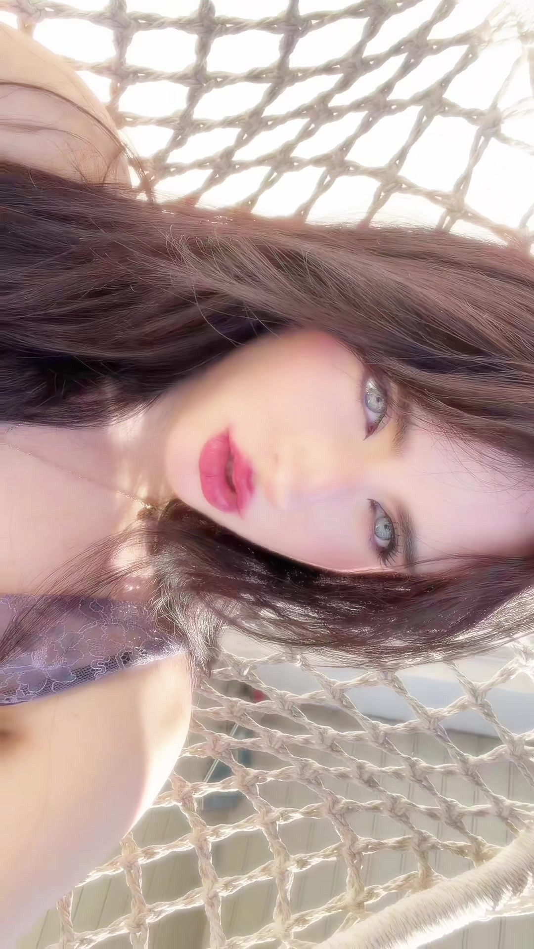 @livingforlola