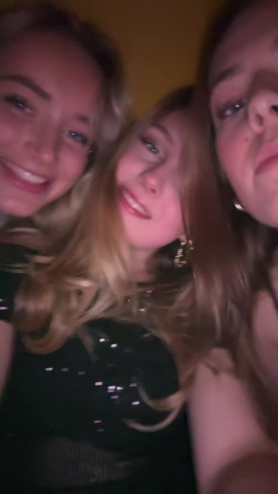 @Celinesilke
