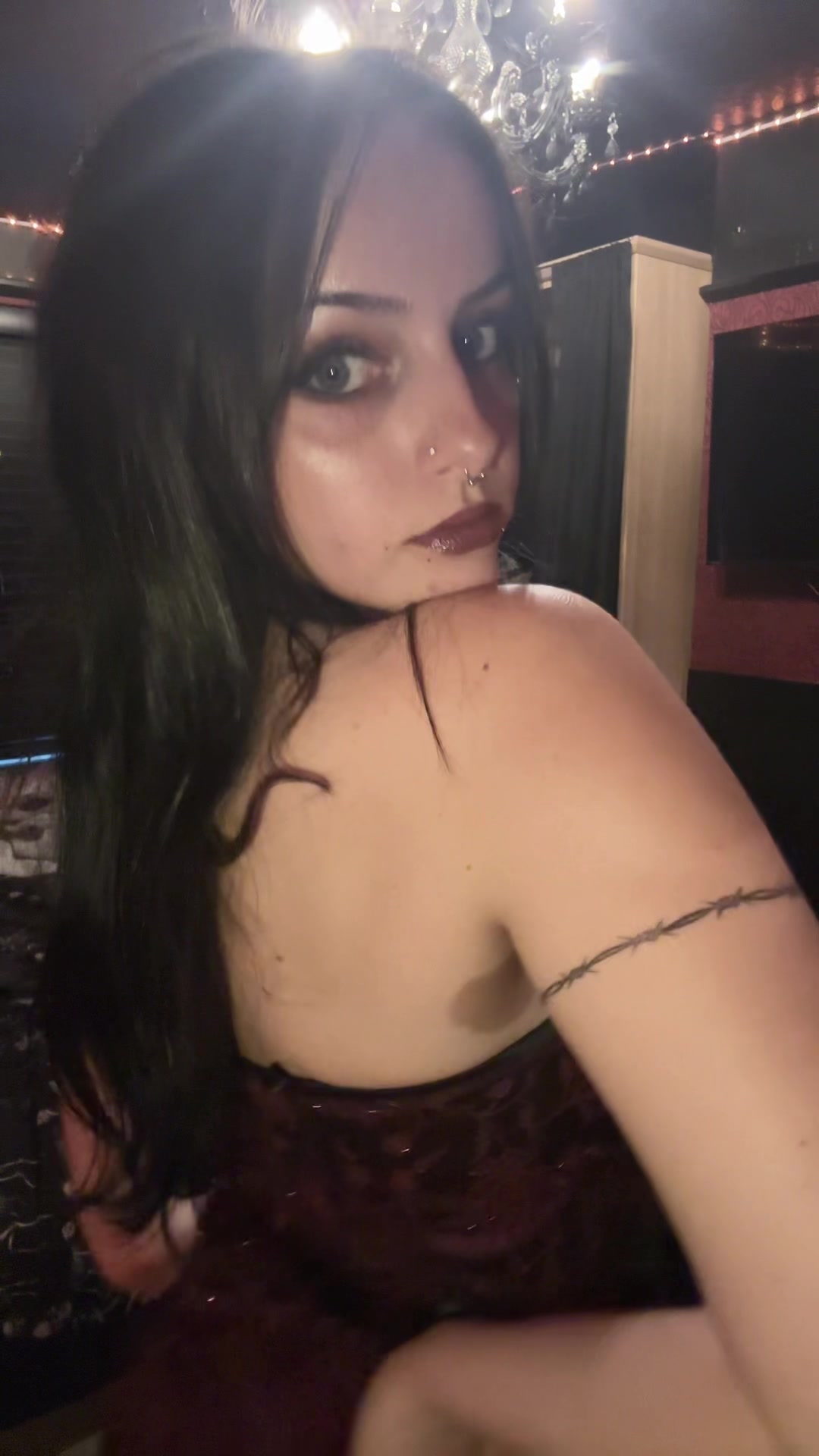 @evieneedcat