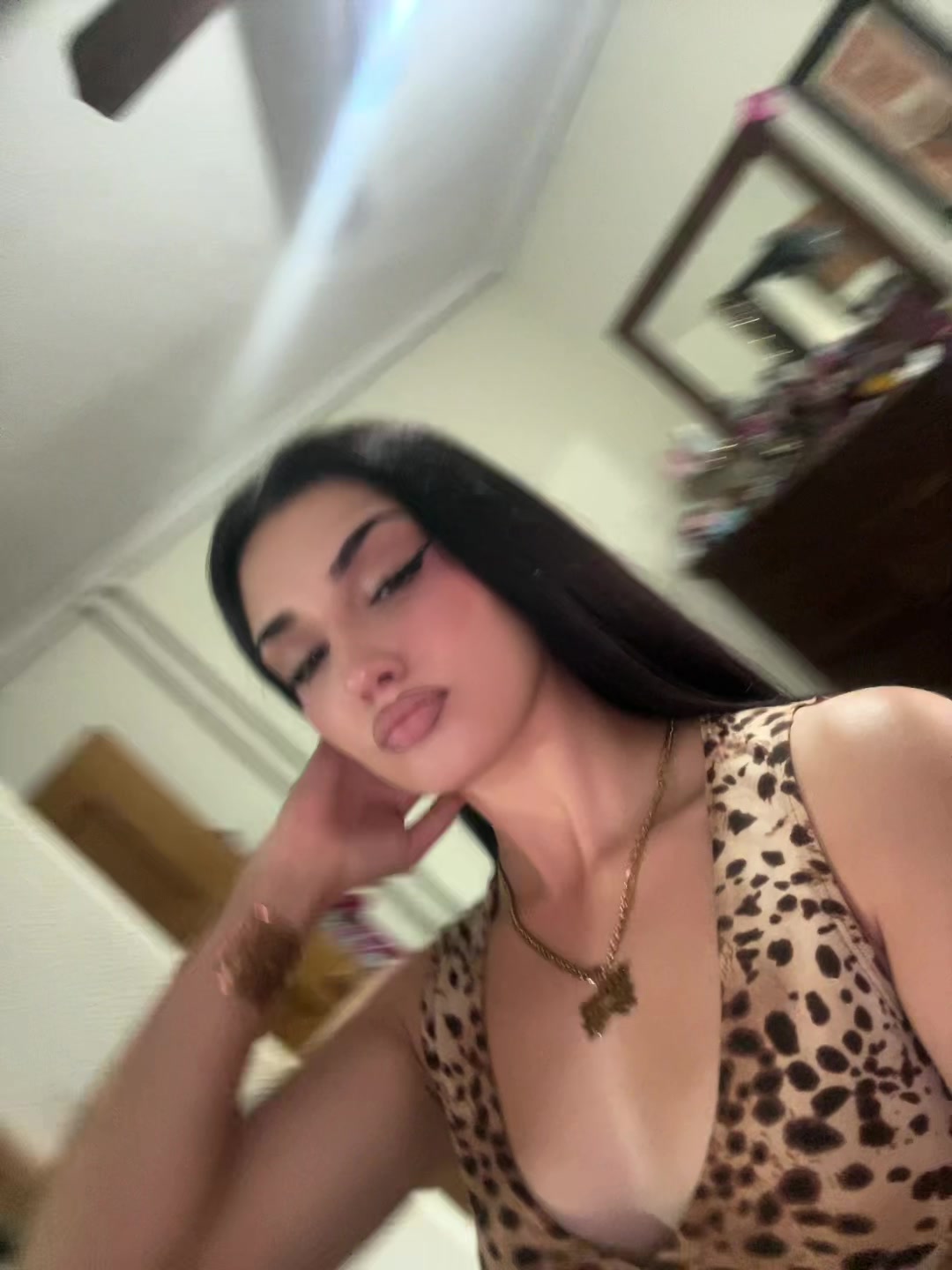 @<3