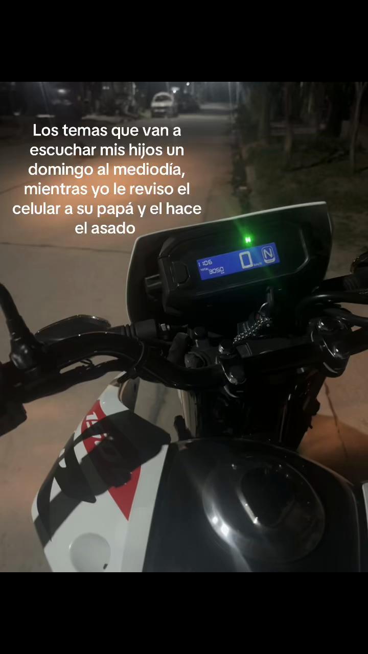 @️