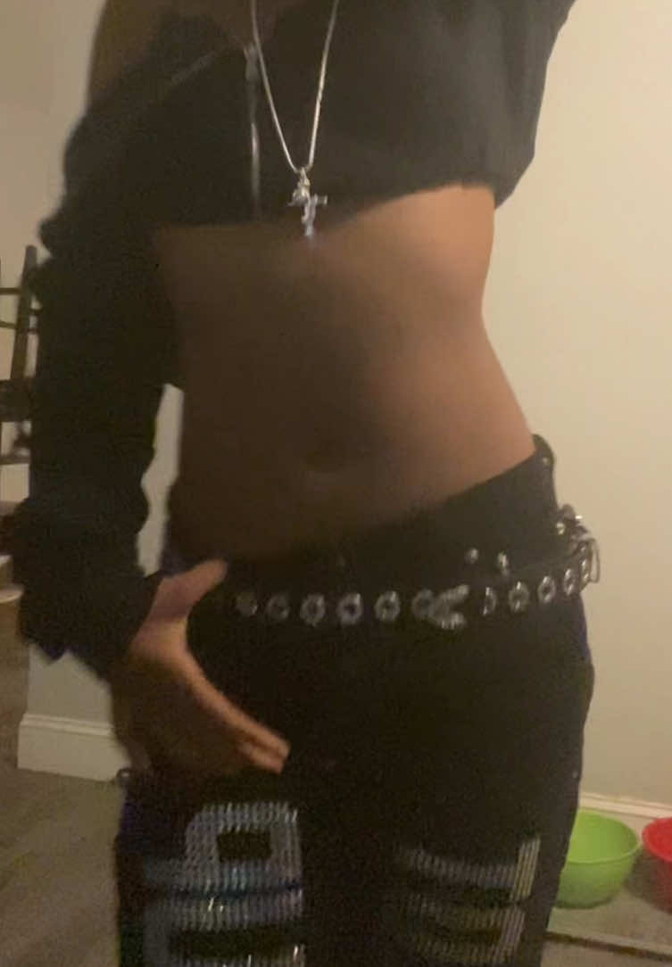 @Zaniya⛓️💥