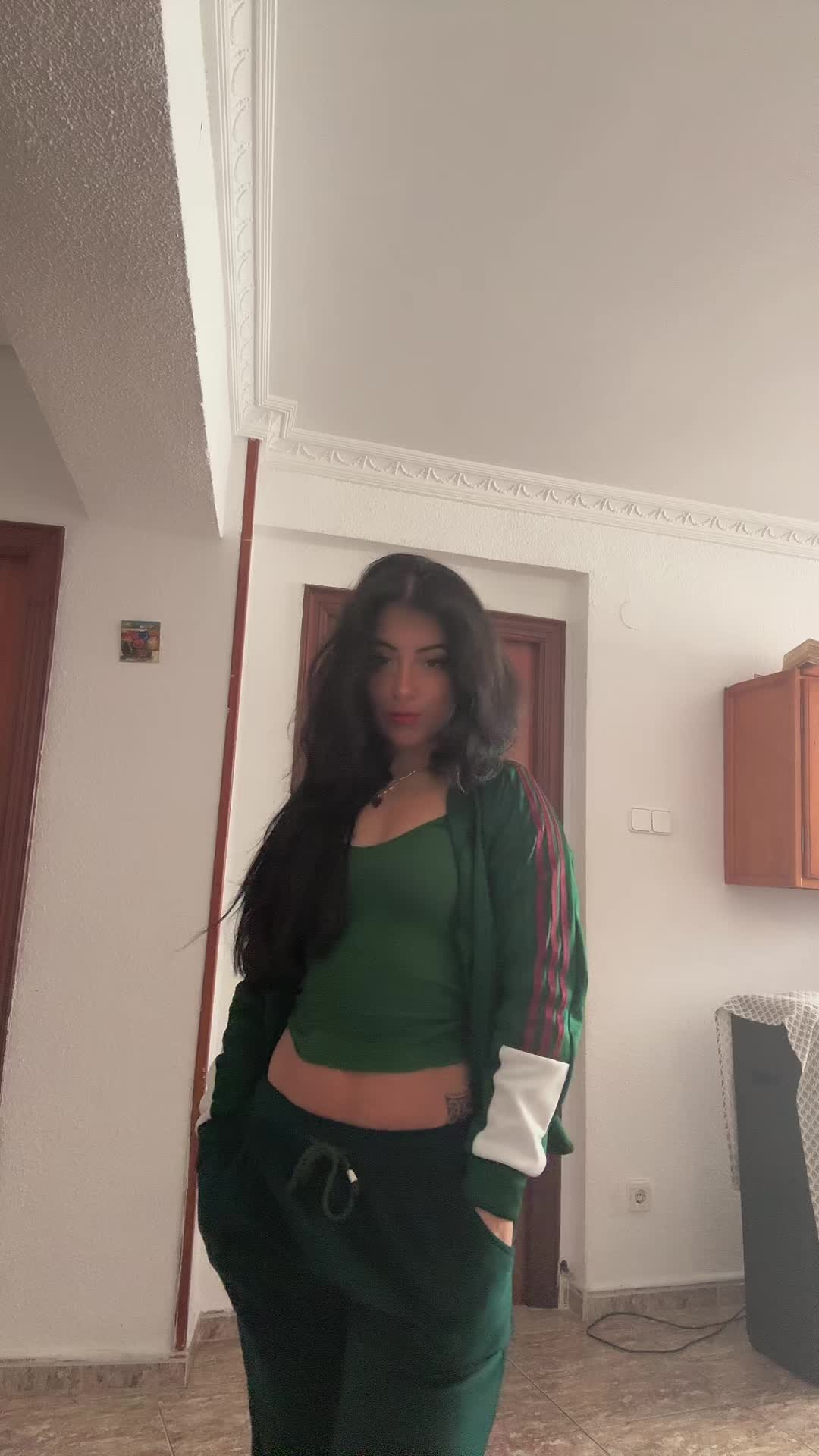 @𝕱𝖑𝖔𝖗 🦋