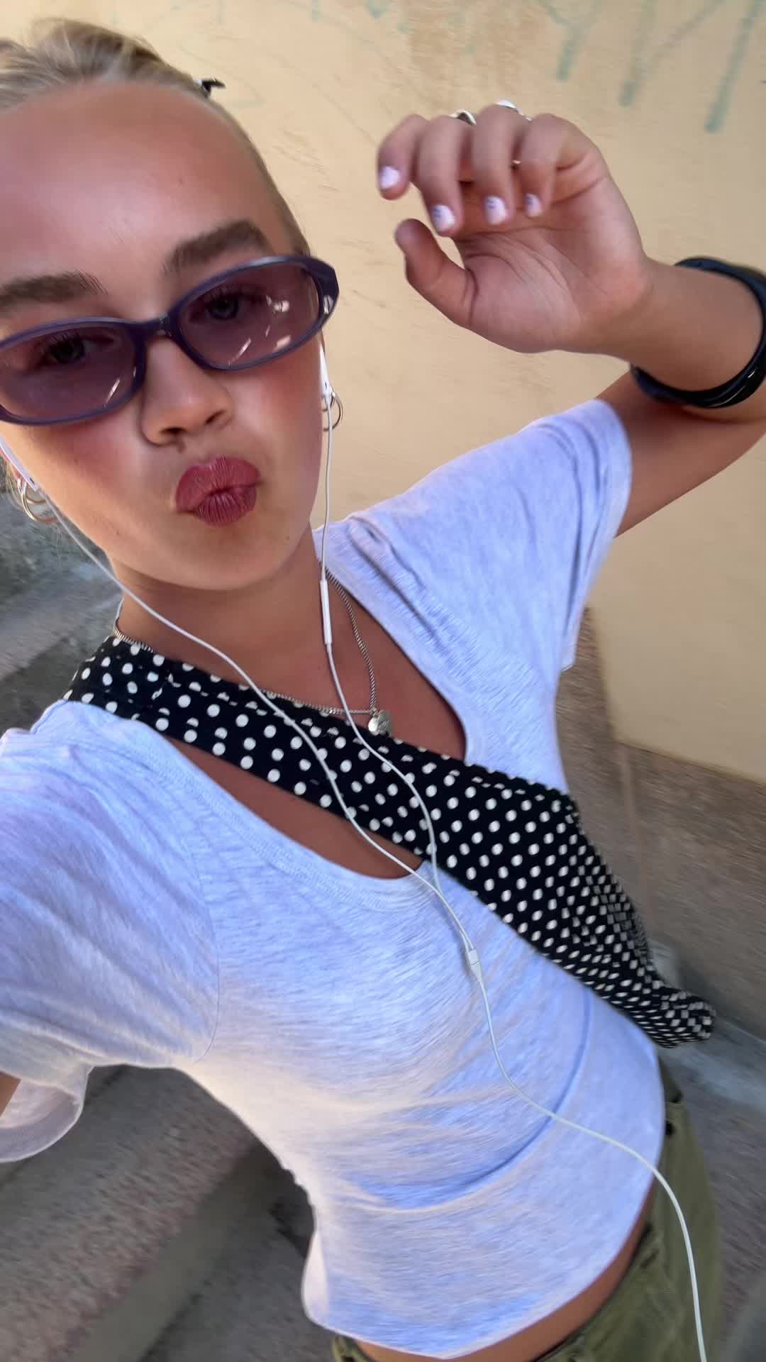 @Bea