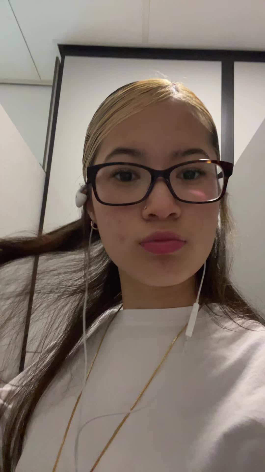 @rzyy715