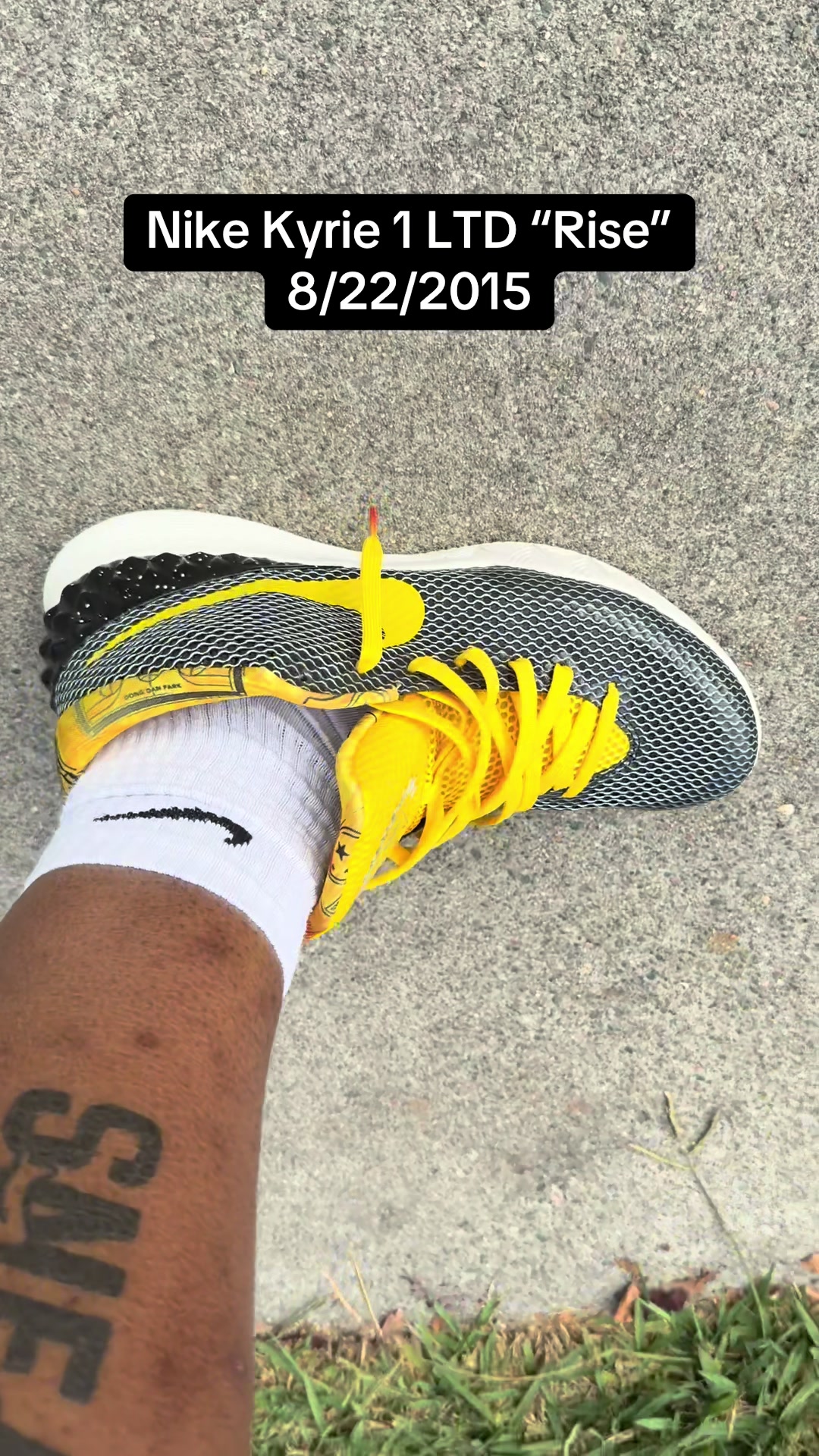 @SneakerWh0rez