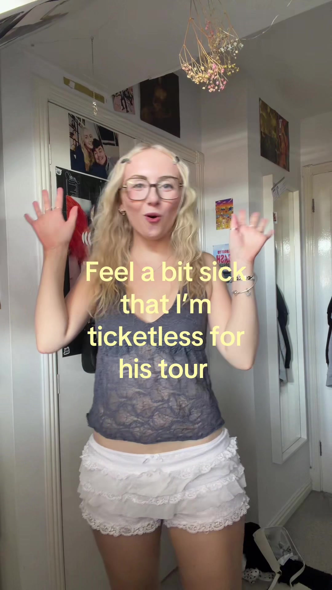 @Lara