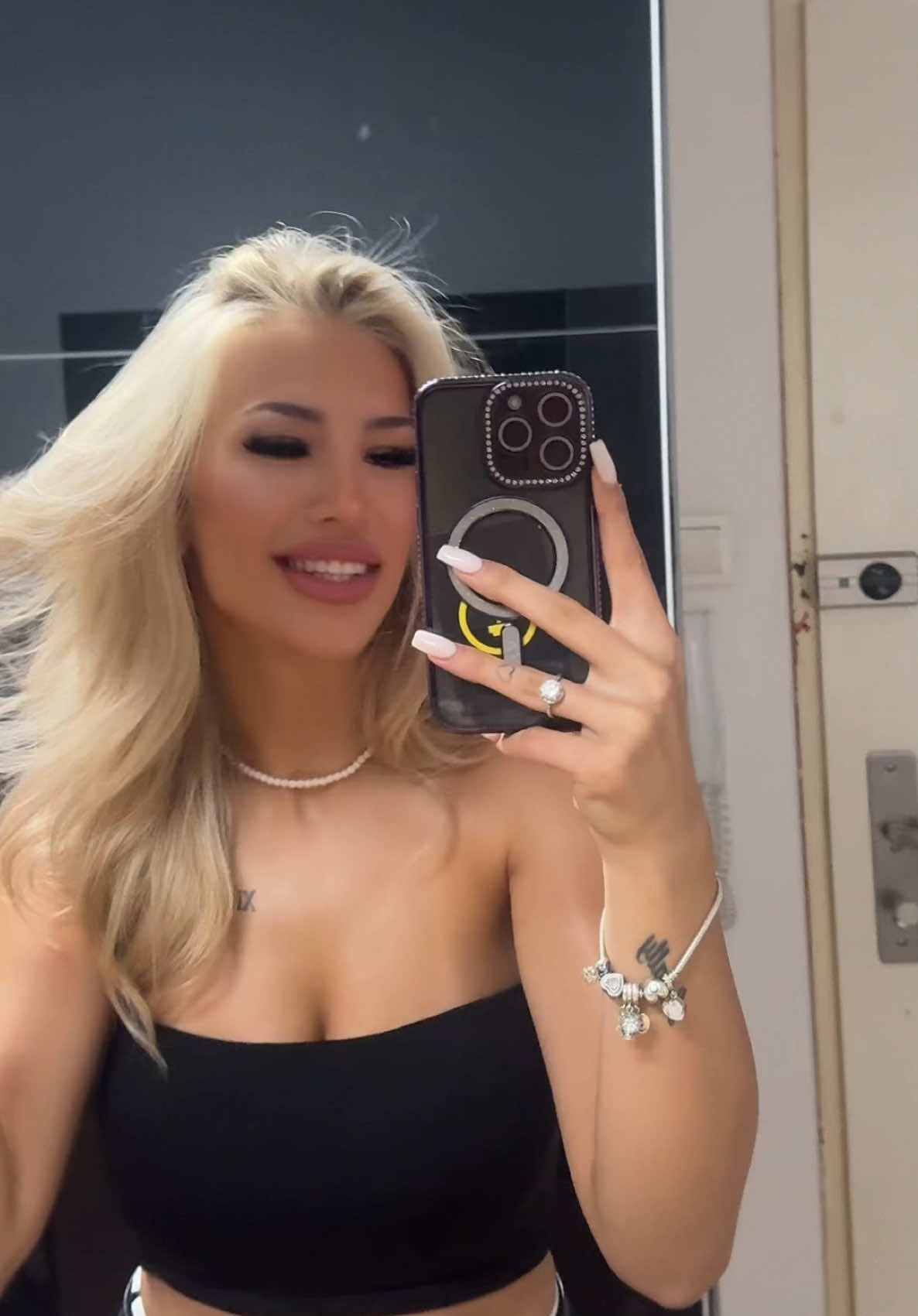@sarakuzmanovic