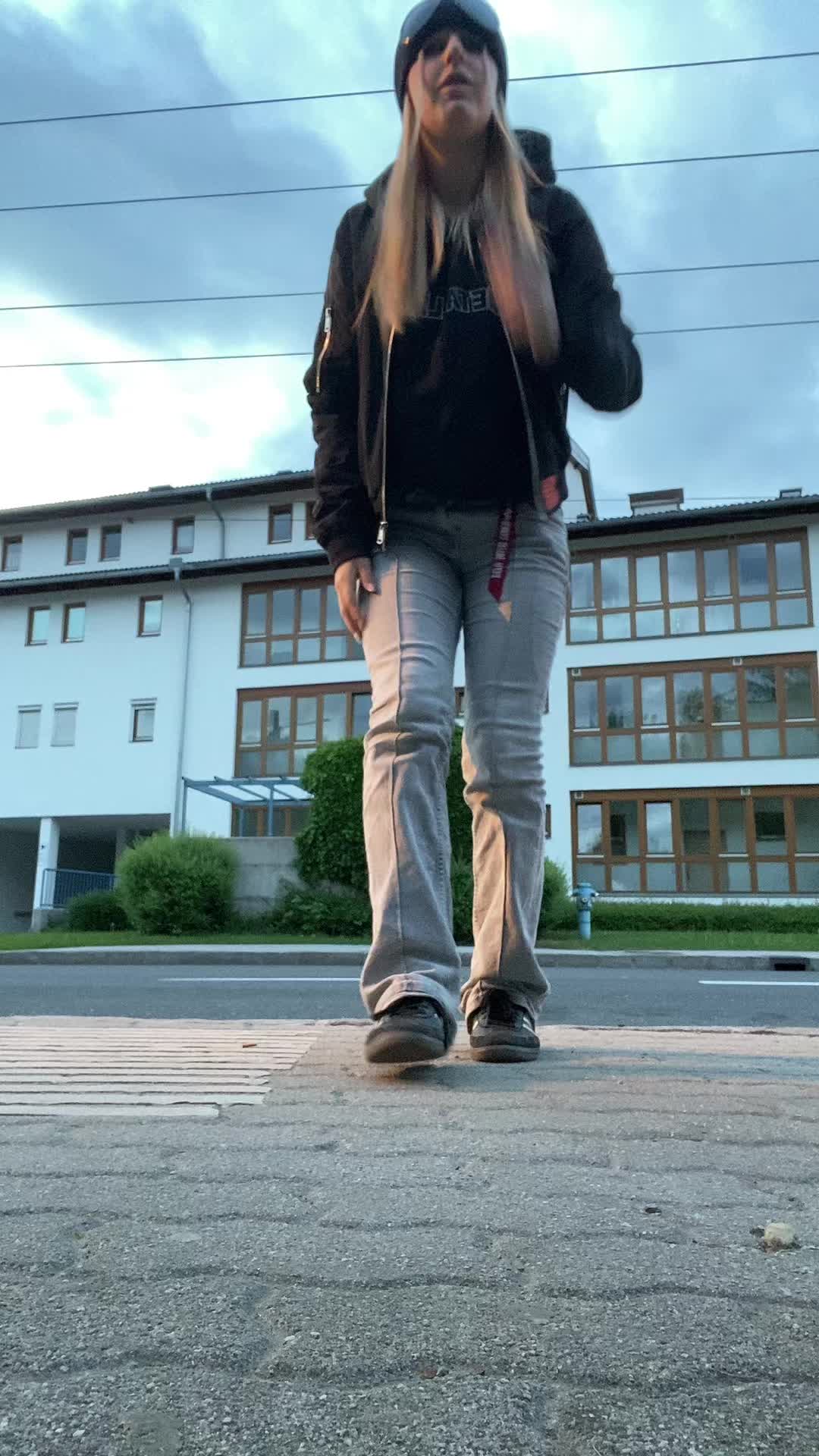 @Kimi🪬🌀