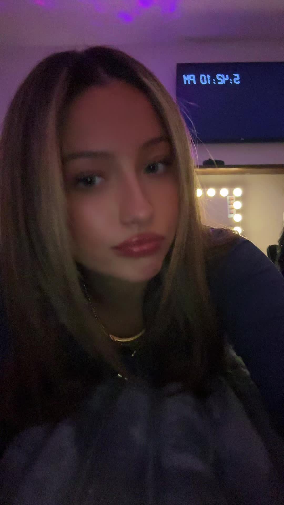 @skylar.