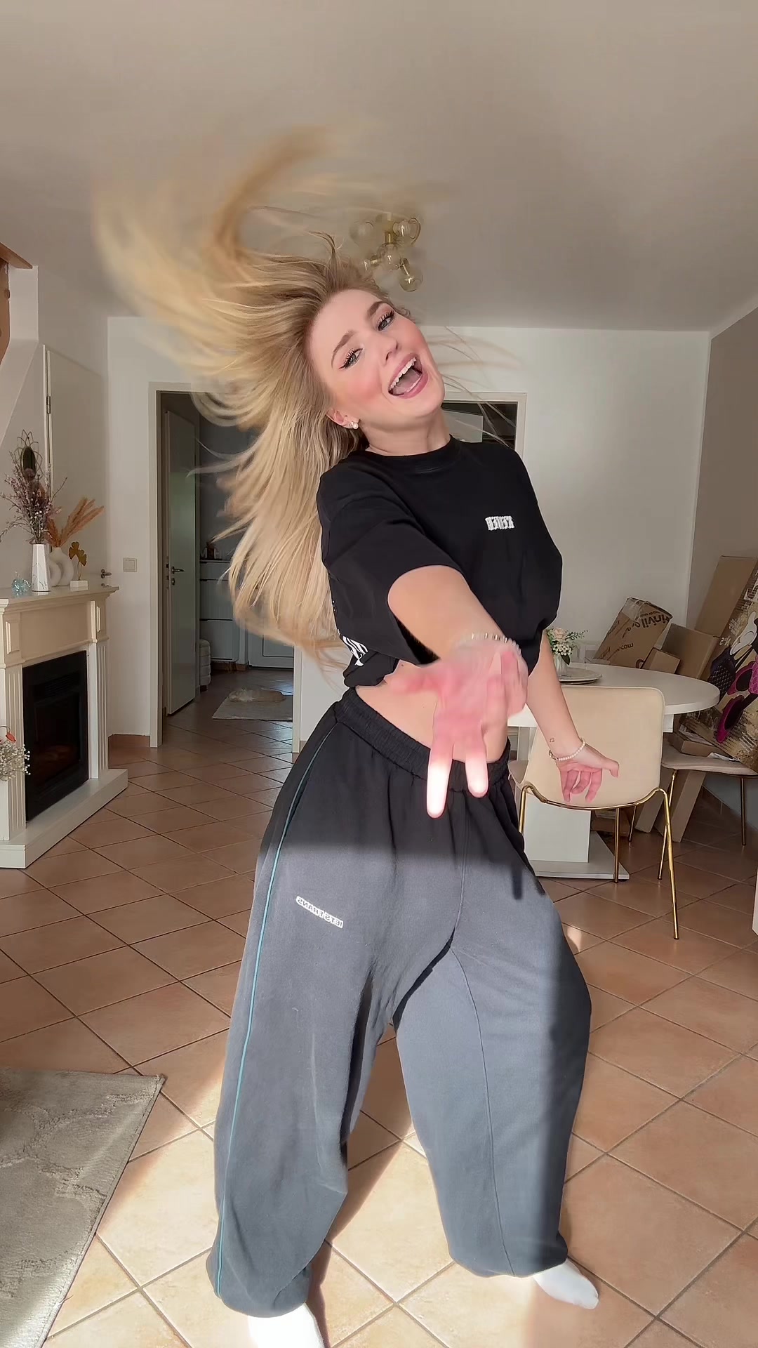 @dancingwithvivii