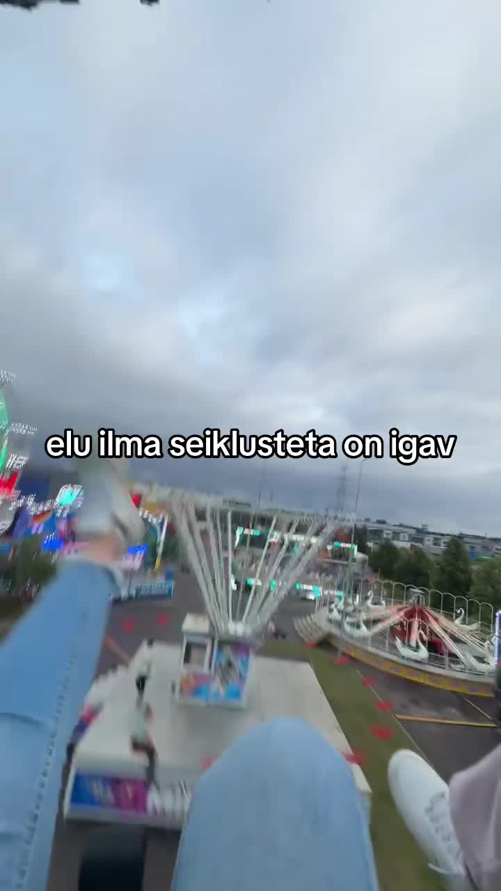 @𝑺𝒂𝒓𝒂🌸