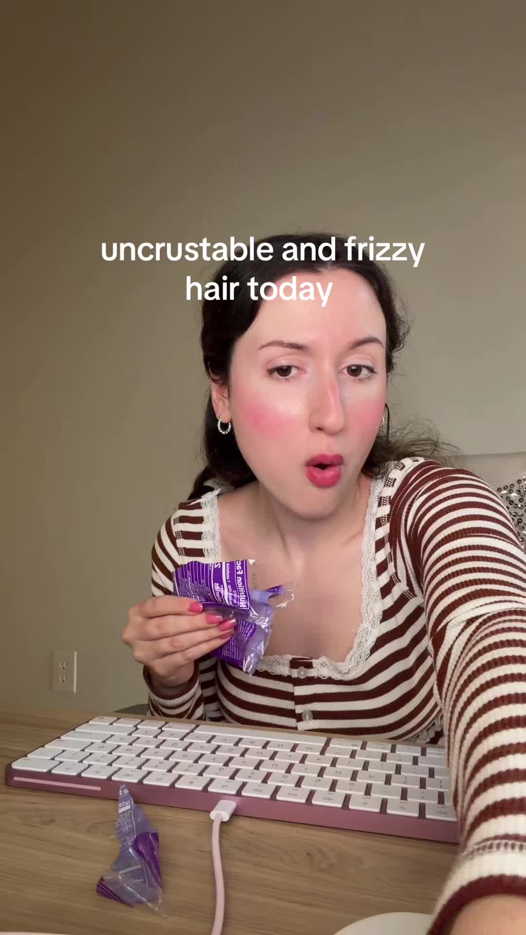 @lg32000