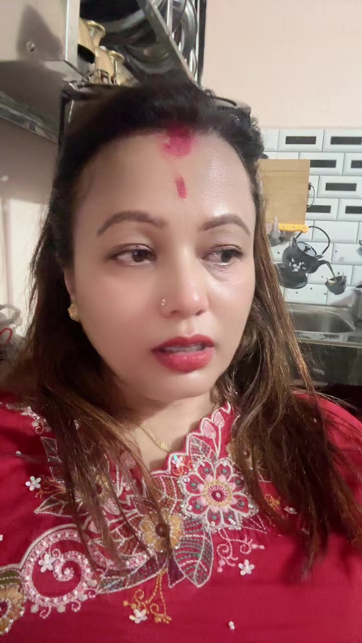 @🧿Urmila Upreti 🥰
